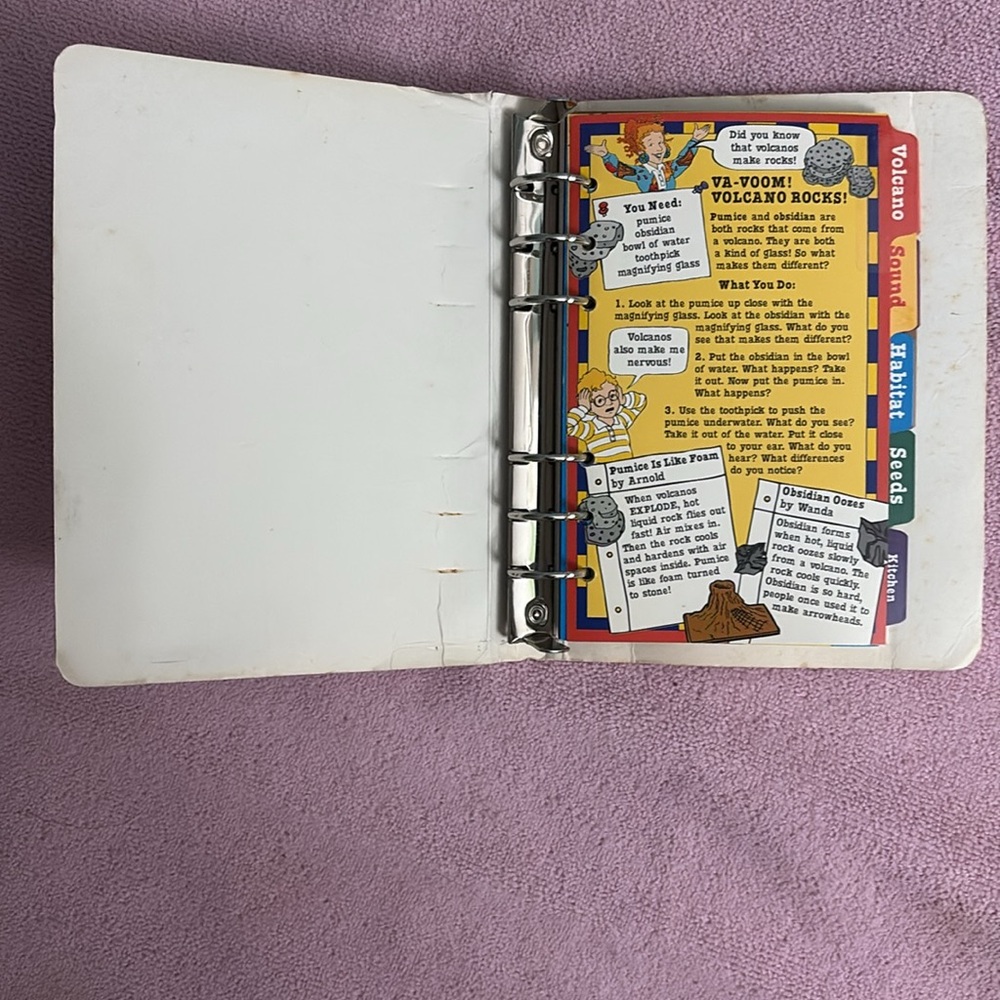 1995-1996 Magic School Bus books (food chain and how things grow) & Notebook - Picture 11 of 16